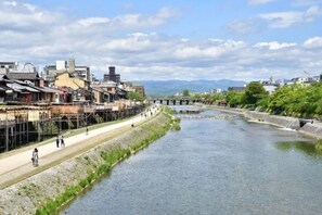 Unclassified image, 3 of 13, button - Miyu Tsuruno - 3-minute walk to the Shinshinjuku Station/max 8ppl (Osaka)