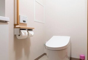 Unclassified image, 2 of 31, button - toho residence (Osaka)