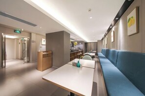 Restaurant - Home Inns Hotel (Wuhan Wansongyuan) (Wuhan)