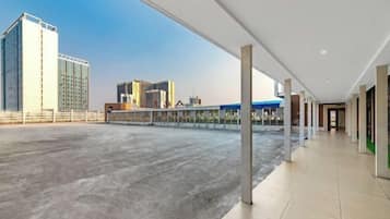 Bãi đậu xe tự phục vụ miễn phí