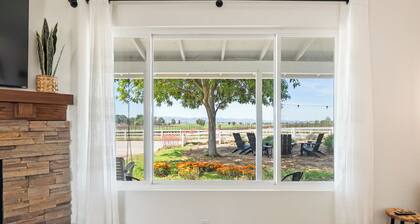 Boots & Barrels Ranch-2 master bedrooms,2 add'l bedrooms,3 baths, views, firepit