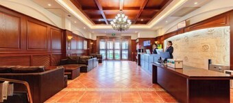 Pingliang Xida Holiday Hotel (South Gate Night Market Liuhu Park)