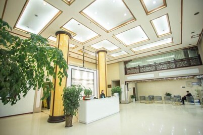 Shanlan Hotel (Yuexishan Goods Great Market)