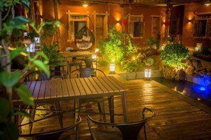 Garden - Sansheng Garden Inn (Puzhehei Xianrendong Shop) (Qiubei)