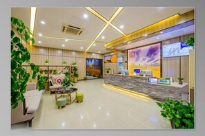 Unclassified image, 3 of 10, button - Qinglv Hotel (Jiaxing Taiqi Road) (Jiaxing)