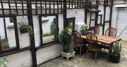 Tranquil Darlington Home , 3BR+Pet Friendly.