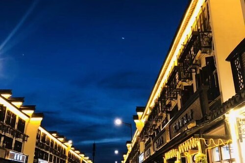 Hanxiangju Homestay (Wuzhen Xizha Scenic Spot)