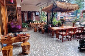 Garden - kong shan niao yumin su (Ya'an)