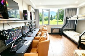 Room - Wuzhou E-sports Hotel (Huinan Pedestrian Street) (Shanghai)