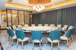 Unclassified image, 4 of 16, button - Yangzi Hotel (Nanjing)