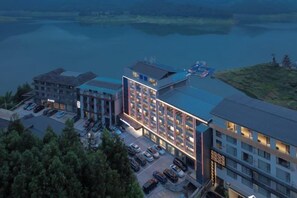 Exterior - Washanhu Hot Spring Hotel (Hongya)