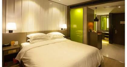 Hongqiaoyue Hostel