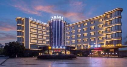 Kunxing Century Hotel (Lotus Plaza)