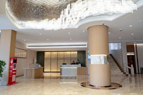 Kunxing Century Hotel (Lotus Plaza)