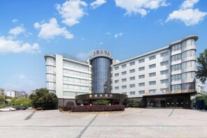 Unclassified image, 5 of 100, button - Kunxing Century Hotel (Lotus Plaza) (Lianhua)