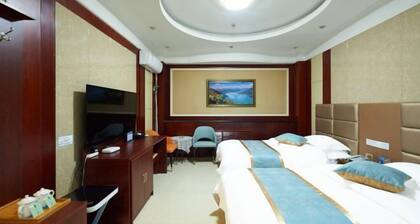Mystic Lake Grand Hotel