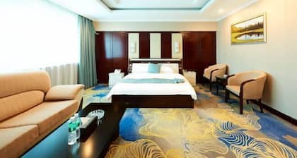 Mystic Lake Grand Hotel