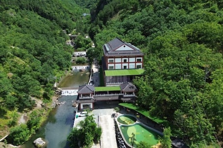 Exterior. Hangzhou Shimenxia Hotel Resort