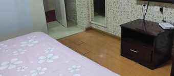 Hefeng Hotel