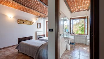 6 quartos, acesso à internet