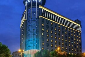 Exterior - Kaiyuan Manju Hotel (Tonglu Fuchunjiang Guomao) (Tonglu)