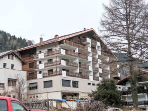 Exterior - Neige et Soleil 12 by Interhome (Champery)