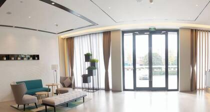 Homeinn Selected Hotel (Chuzhou Mingguang Mingzhu Avenue Zhengyuan Plaza)