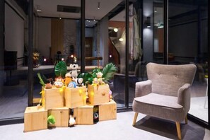 Lounge i lobbyen