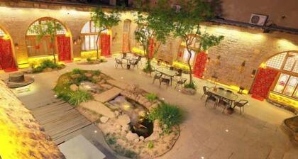 Old Yan'an Cave Dwelling Hotel