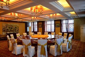 Restaurant - Mohe International Conference Center (Mohe)