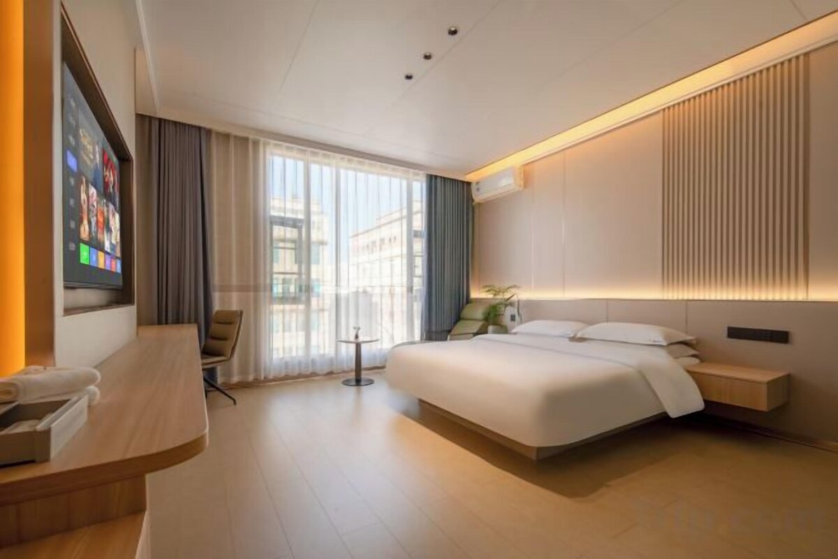 Executive Queen Room
