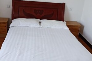 Room - Luxian Huludun Hotel (Jing County)