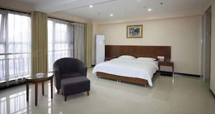 Longdu Business Hotel