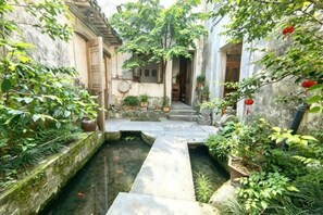 Interior - Qinde Inn Yixian Hongcun Sheying Family (Yi County)