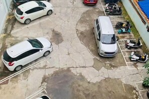 Free self-parking