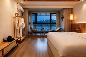 Room - Phoenix Ancient City Lingjiang Muyue Riverside Homestay (Fenghuang County)