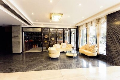 Jingxi Mingchen Holiday Hotel