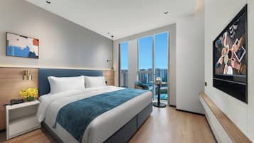 Deluxe-studiolejlighed | 1 soveværelse, premium-sengetøj, pengeskab på værelset, skrivebord