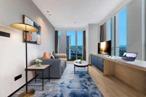 En 43-tommers LED-TV med kabel-kanaler