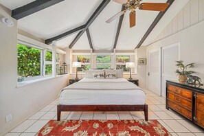 2 sovrum, strykjärn/strykbräda, gratis wi-fi och sängkläder