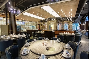Dining - Long Yang International Hotel (Hanshou)