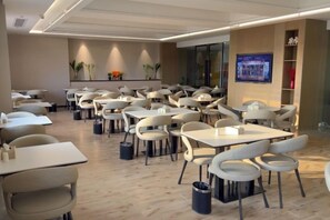 Unclassified image, 2 of 32, button - Jie Te holiday inn (Wenling)