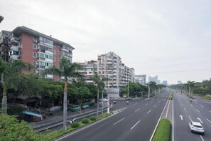 Unclassified image, 3 of 13, button - Xiamen Kangheng Yijing Hotel (Gaoqi Airport Houpu Subway Station) (Xiamen)