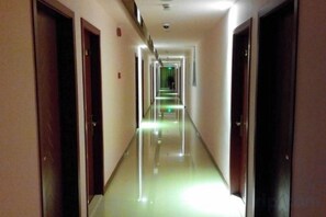 Unclassified image, 3 of 8, button - Langang Zhixing Hostel (Shanghai)