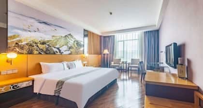 Federal Hotel