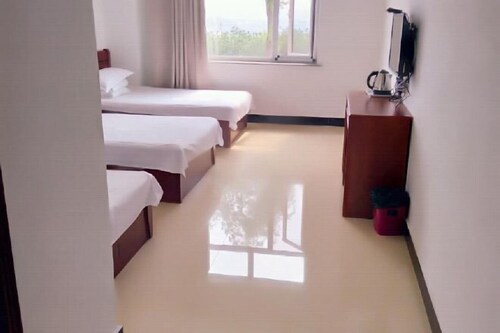 Bingyugou Jiahua Business Hotel