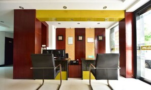 Lobby - XINYUN BUSINESS HOTEL (Zhoushan)