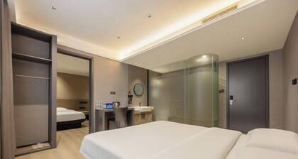 Super 8 Hotel (Beijing Huayuanqiao Subway Station Capital Normal University)