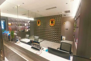 Unclassified image, 2 of 41, button - Super 8 Hotel (Beijing Huayuanqiao Subway Station Capital Normal University) (Beijing)