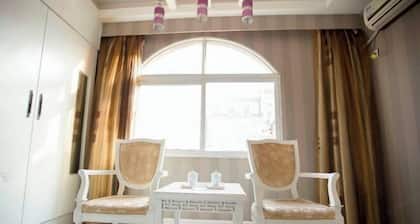 Baise Xinyuan Business Hotel